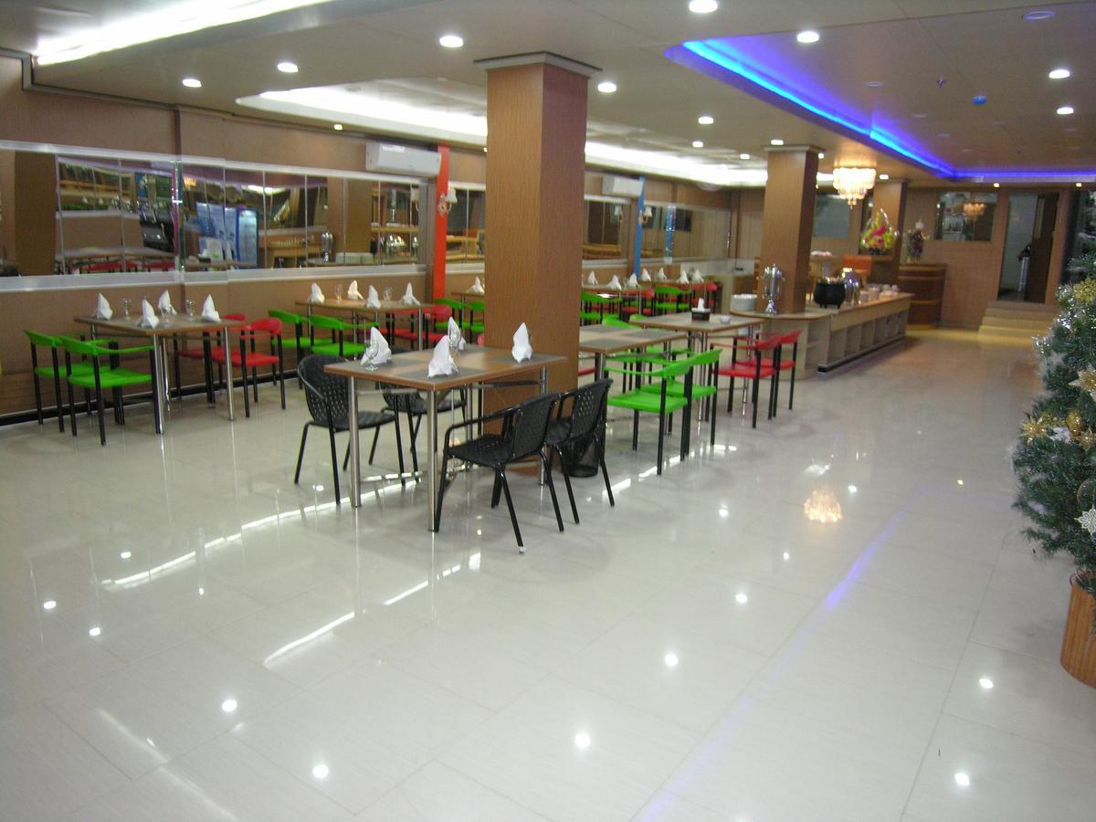 Hotel Delima บันจาร์มาซิน ภายนอก รูปภาพ