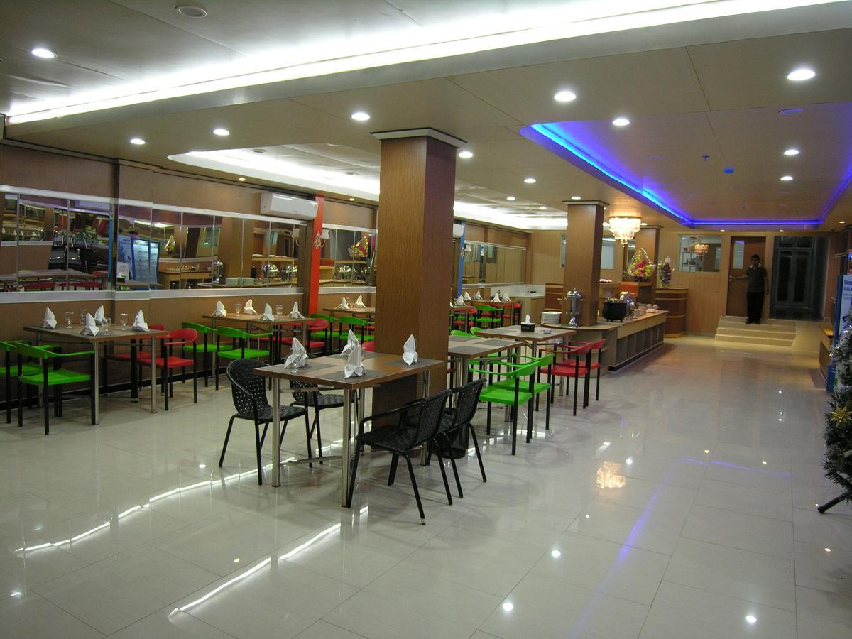 Hotel Delima บันจาร์มาซิน ภายนอก รูปภาพ